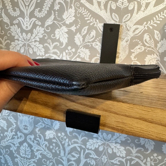 Coach Story Patch LG Wristlet Black Crossgrain Leather Red Letters Gunmetal HRDW - Picture 11 of 11